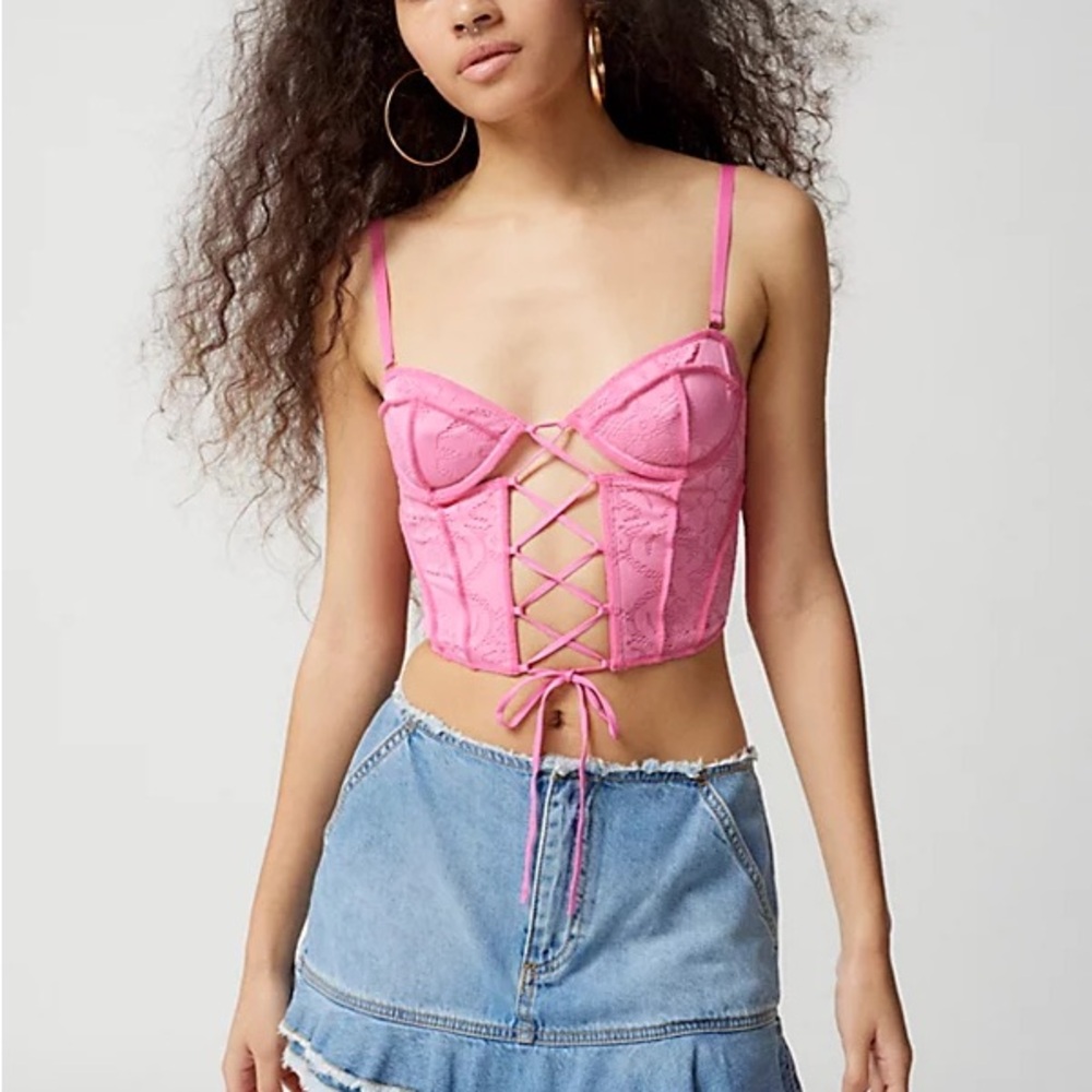 Out From Under Amour Lace Lace-Up Corset